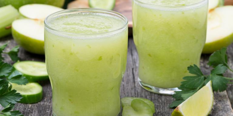 prepared Green Iguana Sparkle beverage.